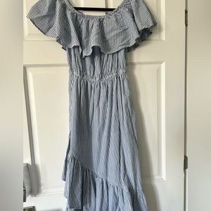 Bleue and white summer dress